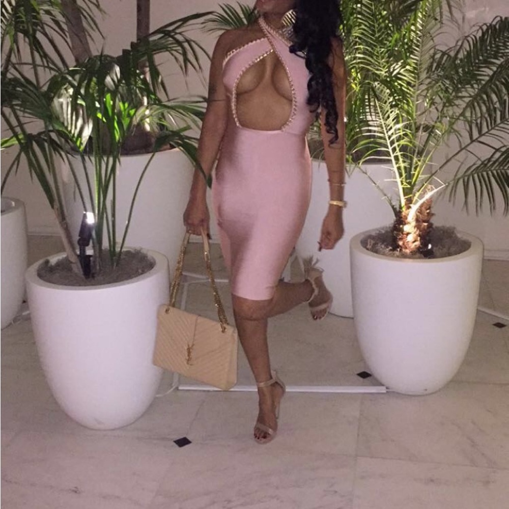 This bandage dress will turn heads. Worn 1 time, in great condition.